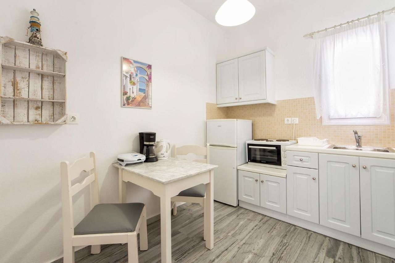 Apartments Tarsa Drios Exterior foto